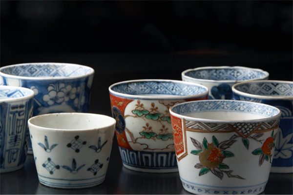 日本  陶瓷器